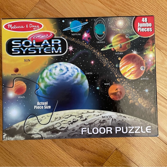 Melissa and Doug solar system 48 piece jumbo puzzle - Picture 4 of 5